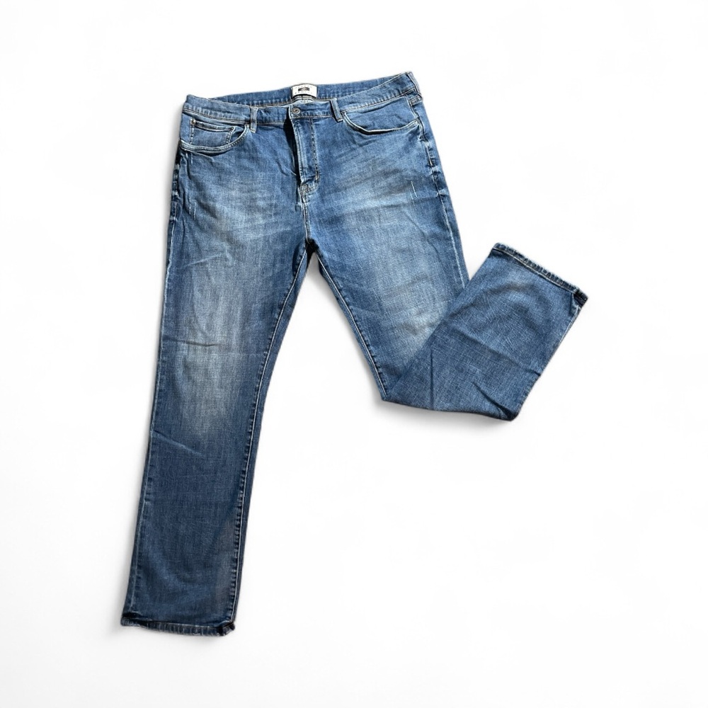 G3- Mens 42 x 32 slim fit Joseph Abboud Classic Blue Jeans